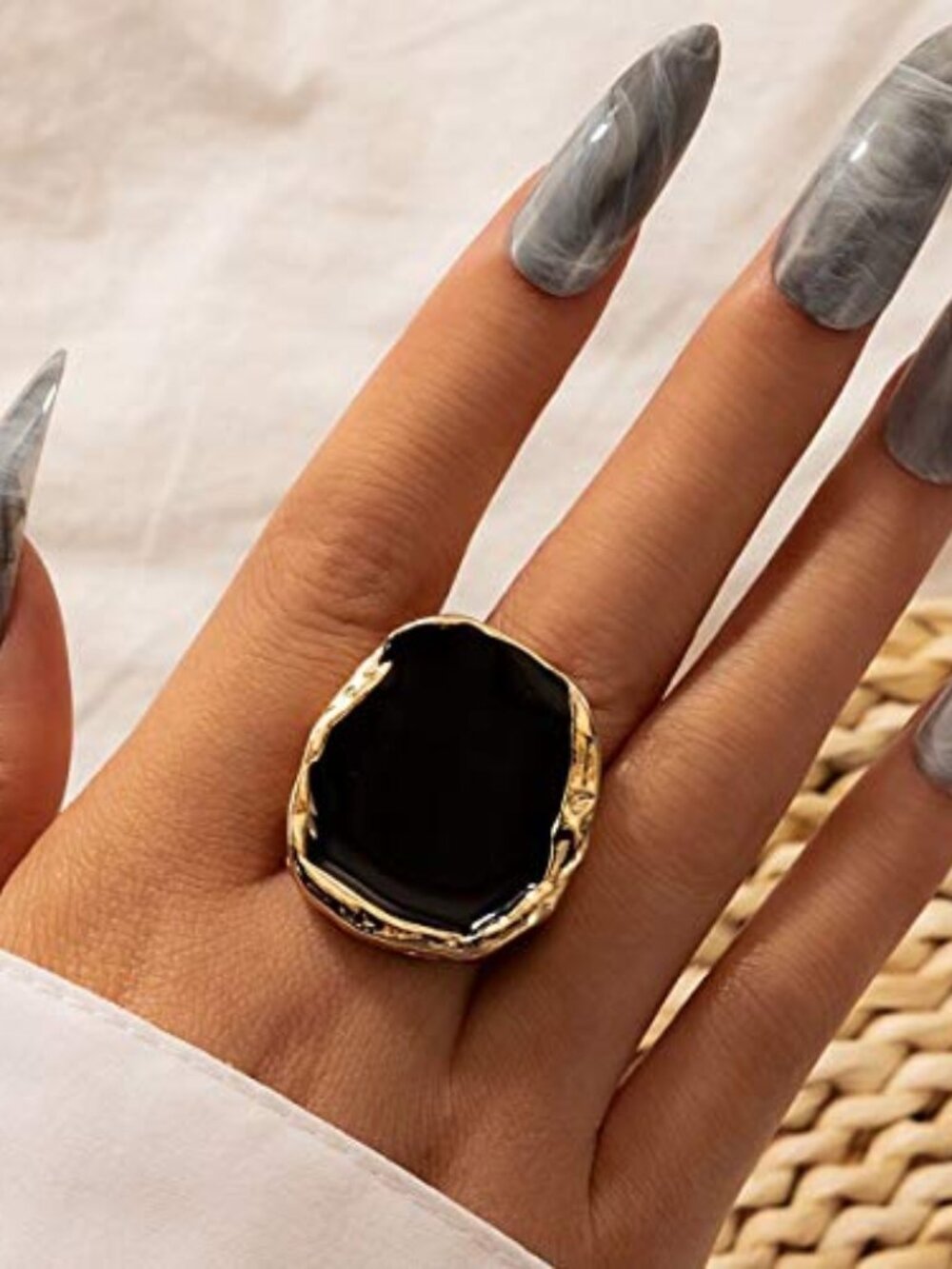 New - Vintage Statement Rings for Women,Chunky Gold Cocktail Rings,Big Black‎